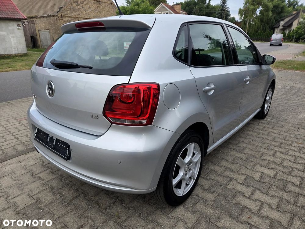 Volkswagen Polo - 5