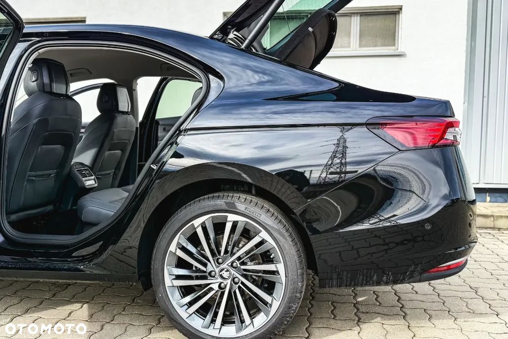 Skoda Superb 2.0 TSI L&K DSG - 11