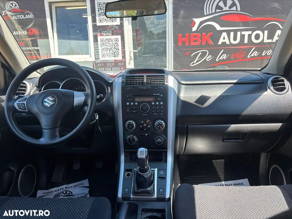 Suzuki Grand Vitara 1.9 DDiS Comfort + DPF Family - 7