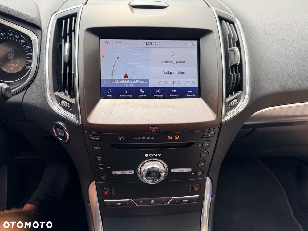 Ford S-Max - 34