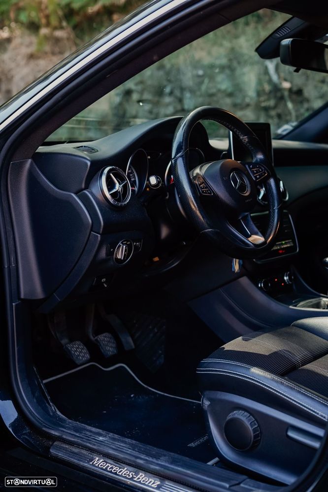 Mercedes-Benz CLA 180 - 11