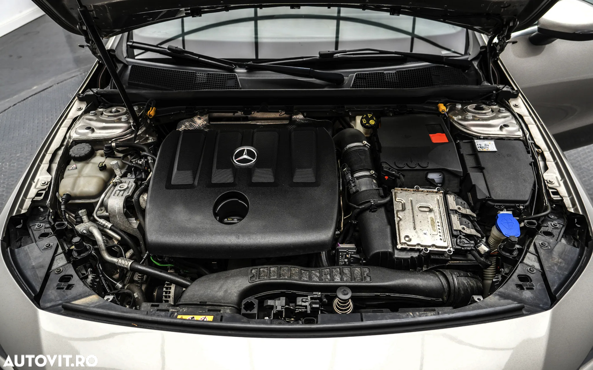 Mercedes-Benz CLA - 33