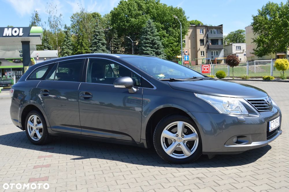 Toyota Avensis 2.0 D-4D Sol - 9