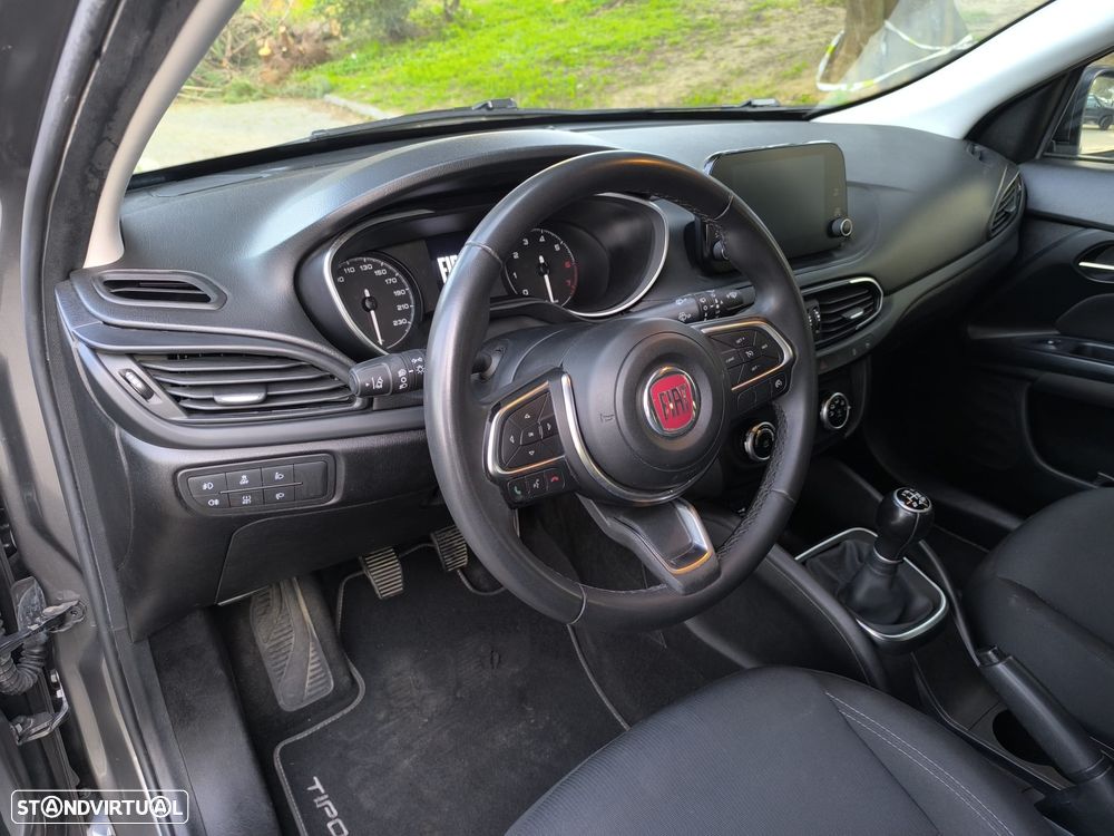 Fiat Tipo Station Wagon 1.0 GSE T3 City Life - 8