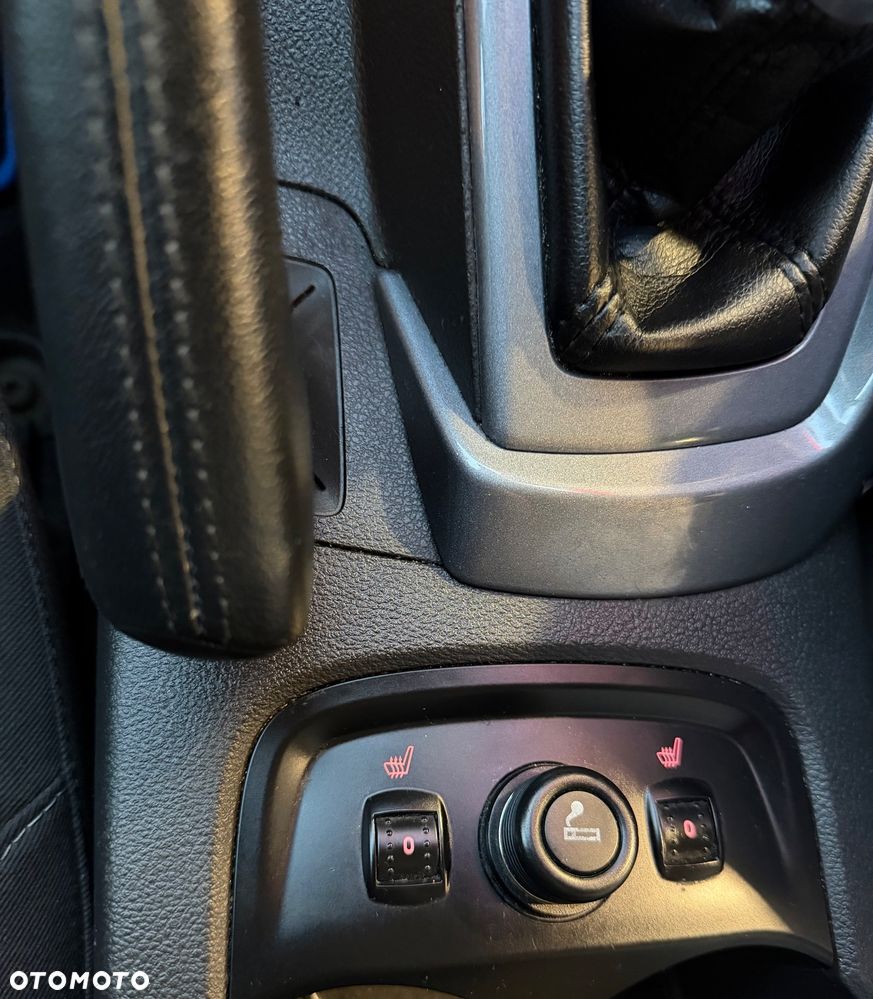 Ford Focus 1.6 EcoBoost Titanium - 10