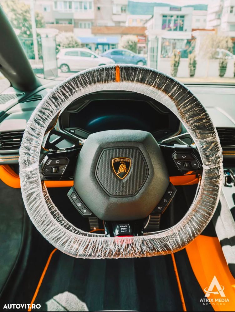 Lamborghini Huracan - 5