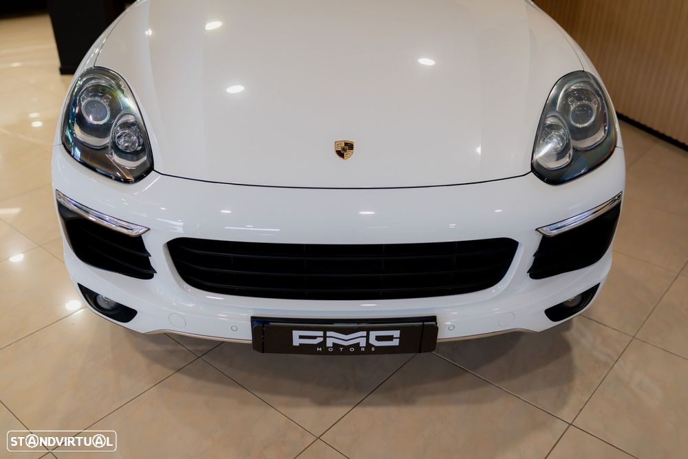 Porsche Cayenne S E-Hybrid - 13