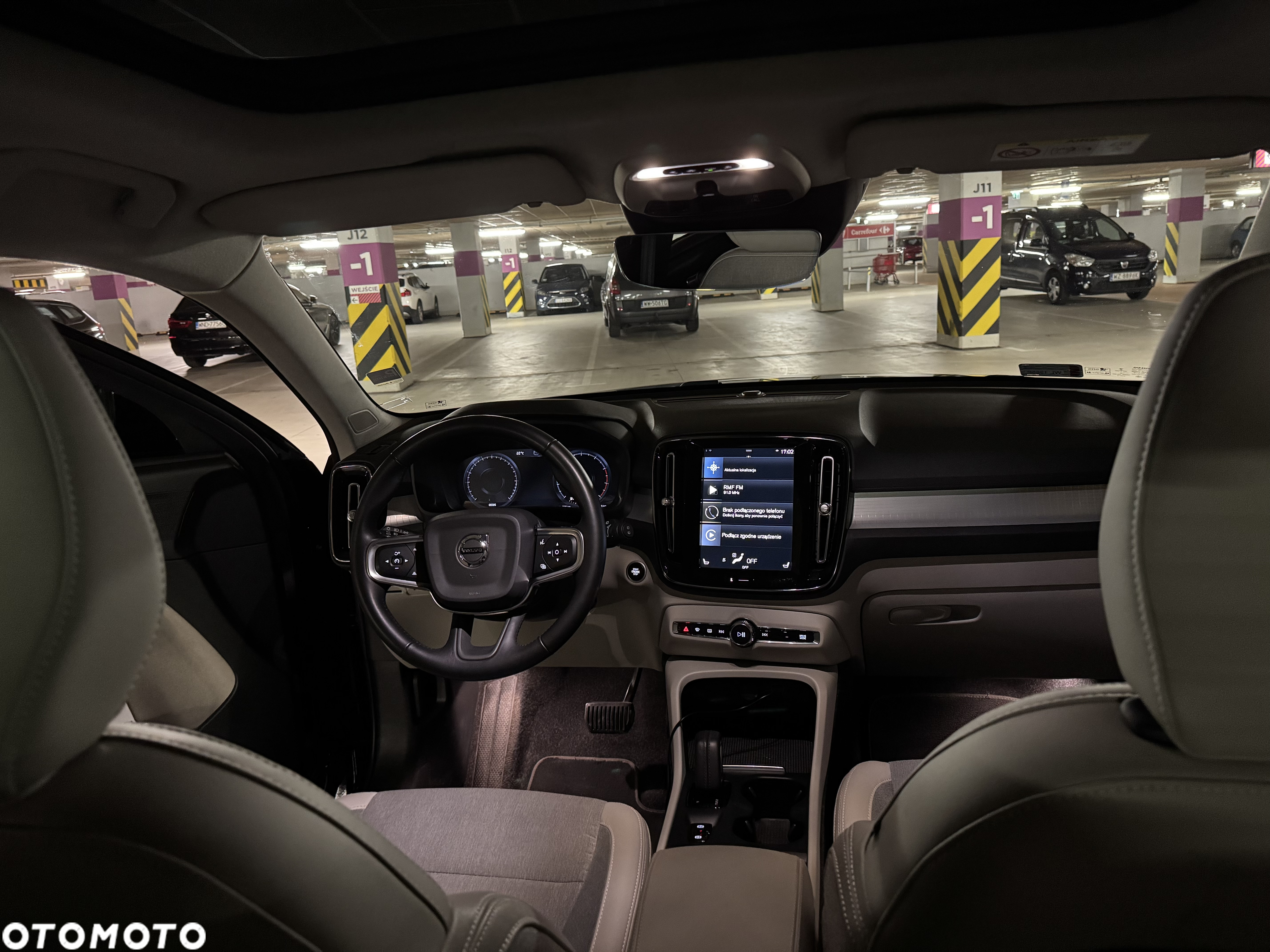Volvo XC 40 T3 Momentum Pro - 8