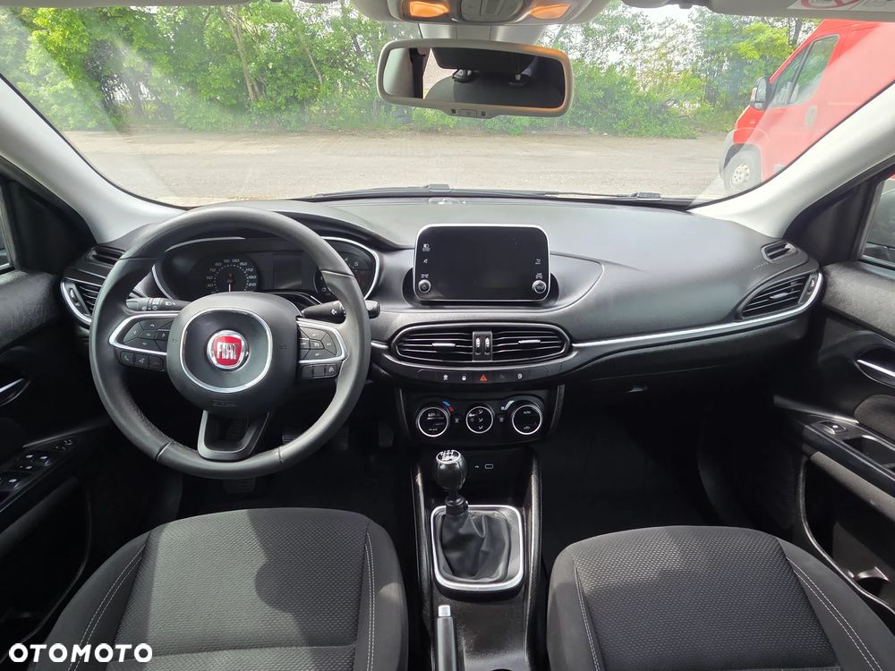 Fiat Tipo 1.4 T-Jet 16v Lounge - 9