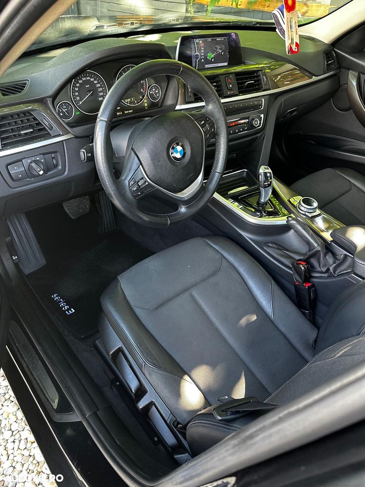 BMW Seria 3 320d Aut. Modern Line - 18