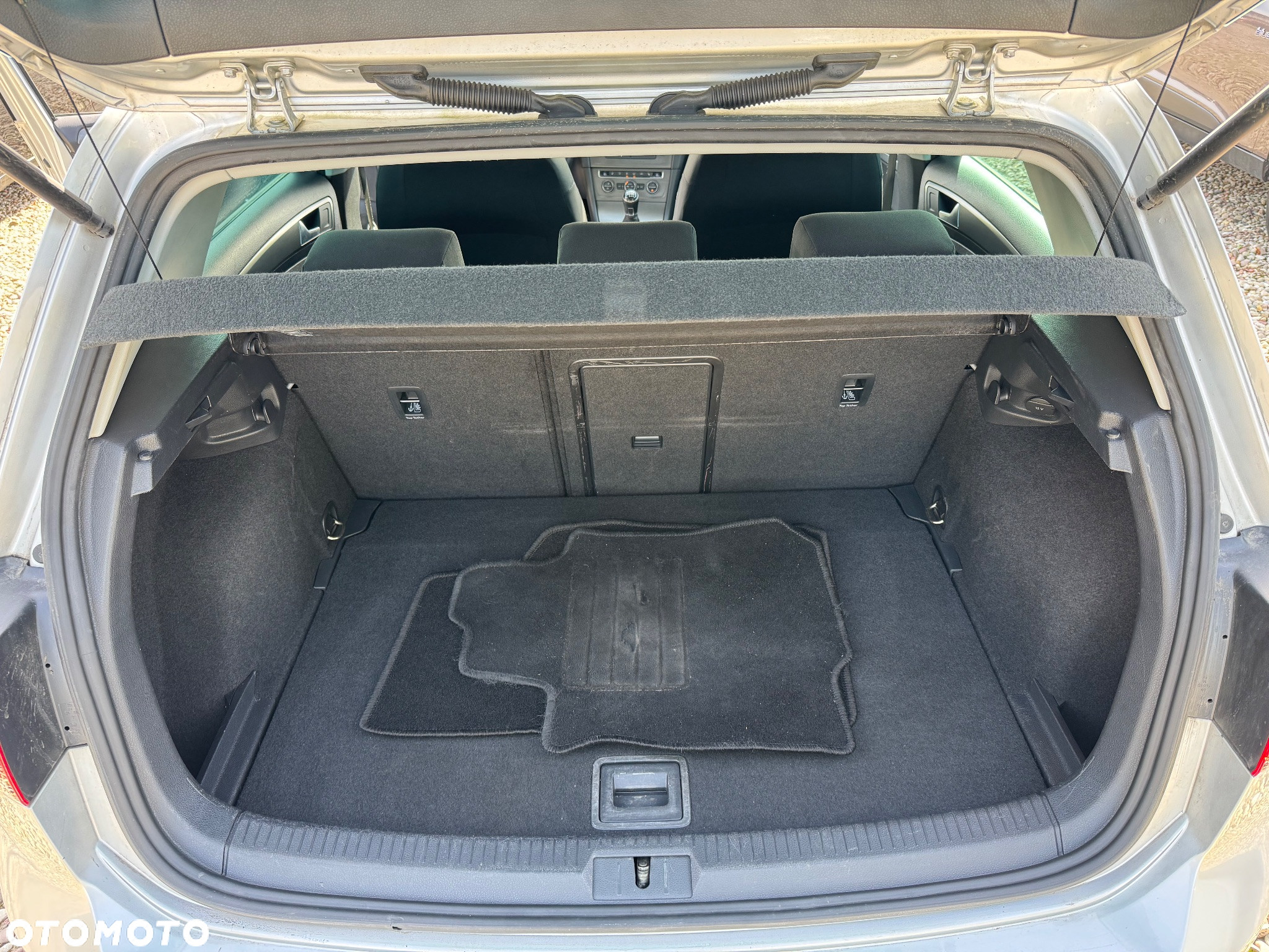 Volkswagen Golf 1.4 TSI Style - 27