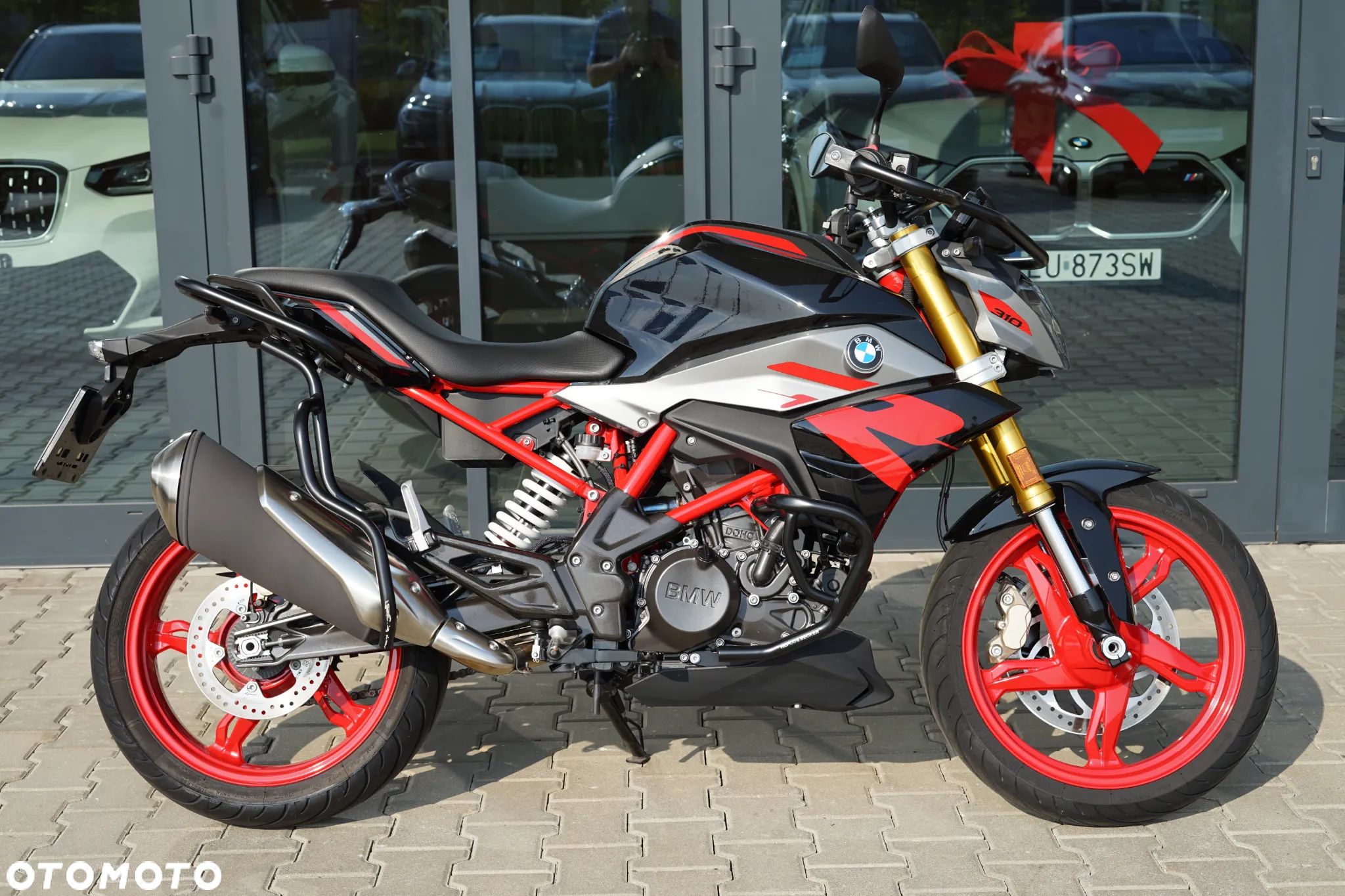 BMW G - 1