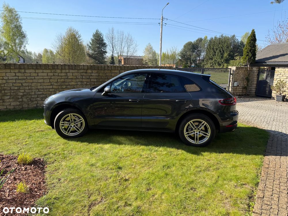 Porsche Macan - 4