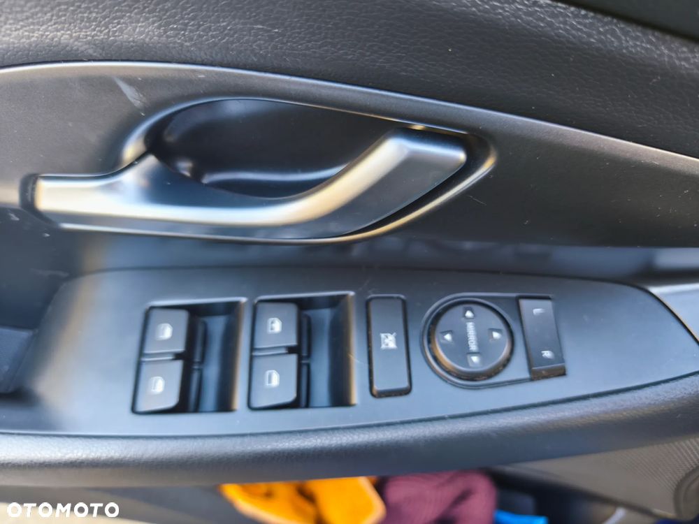 Hyundai i30 - 18