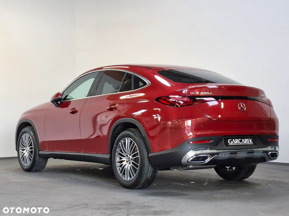 Mercedes-Benz GLC Coupe 200 d mHEV 4-Matic Avantgarde - 11