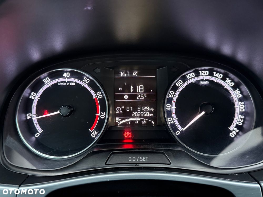 Skoda Fabia 1.0 Ambition - 14