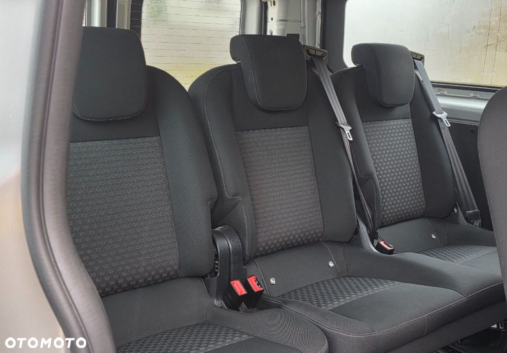 Ford Transit Custom - 28