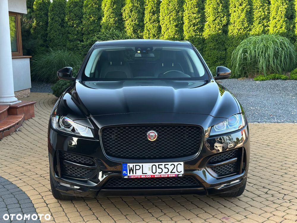 Jaguar F-Pace 20d R-Sport - 9