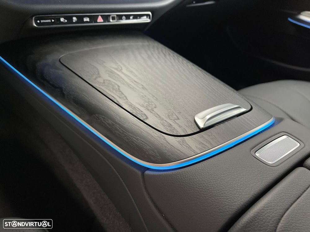 Mercedes-Benz E 300 de - 21