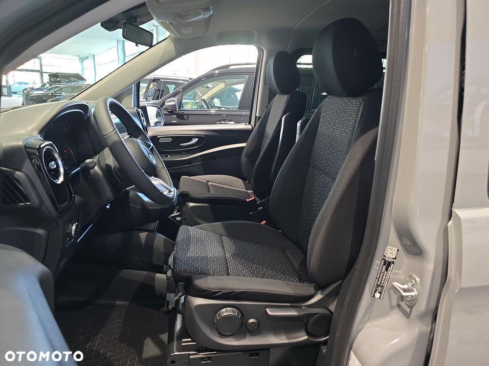 Mercedes-Benz Vito 119 CDI 4x4 Mixto - 9