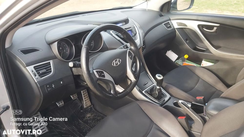 Hyundai Elantra 1.6 MPi Highway Heat+ - 20