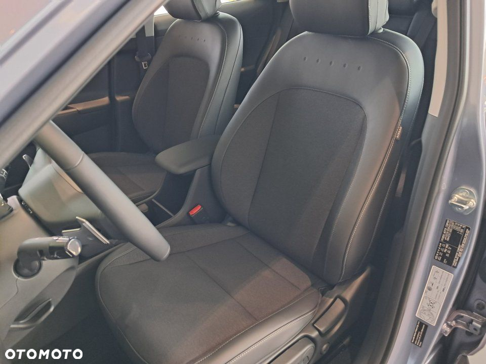 Hyundai Kona - 7