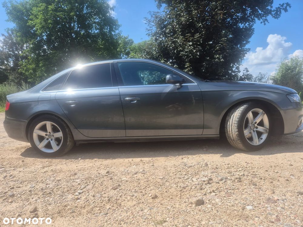 Audi A4 Limousine - 2