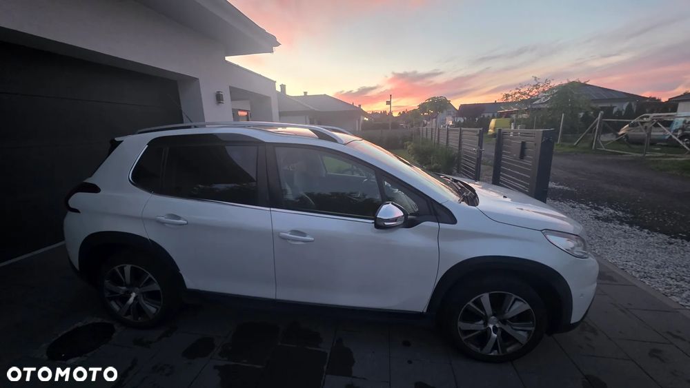 Peugeot 2008 1.2 Pure Tech Crossway S&S EAT6 - 5