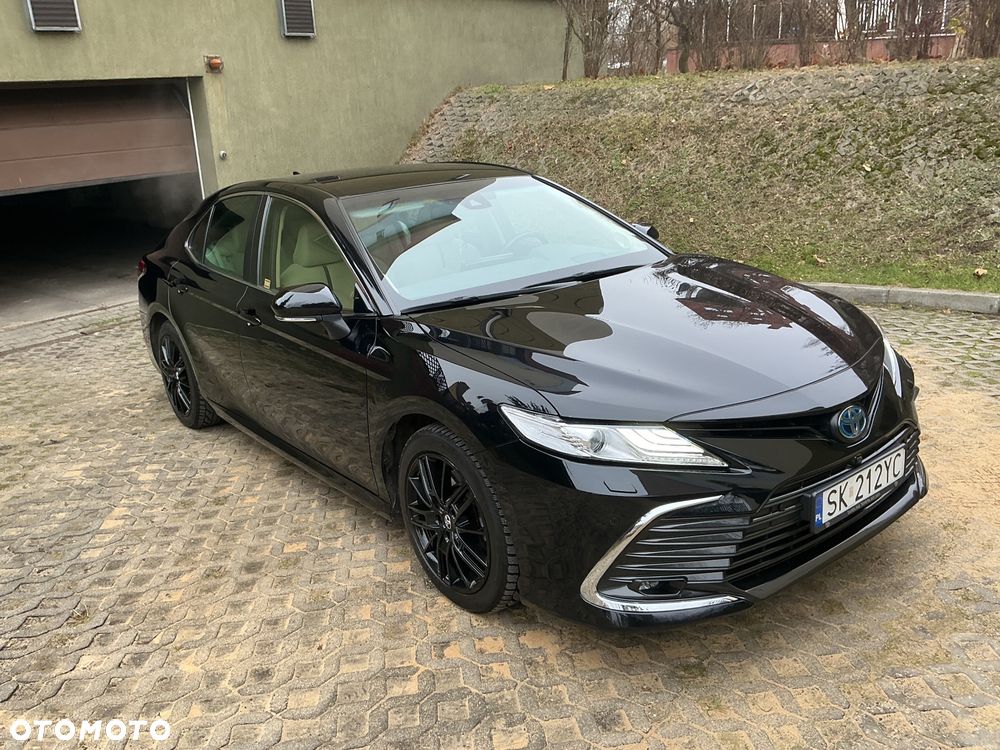 Toyota Camry 2.5 Hybrid Executive CVT - 2