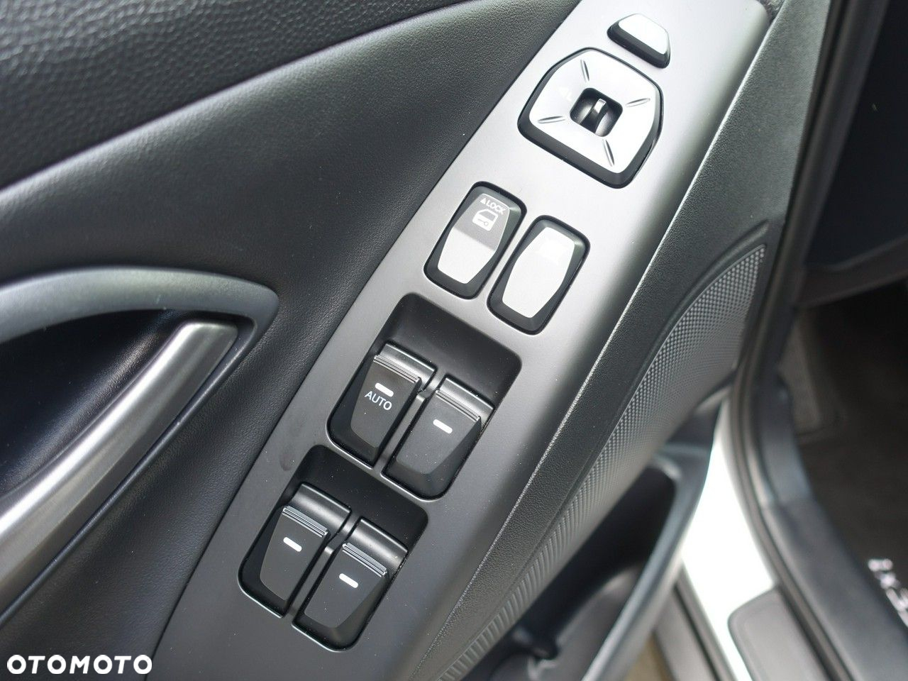 Hyundai ix35 1.6 GDI Premium 2WD - 25
