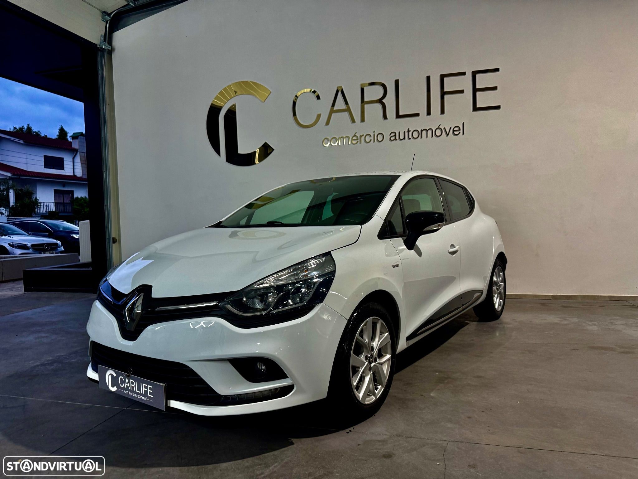 Renault Clio 1.0 TCe Limited - 1
