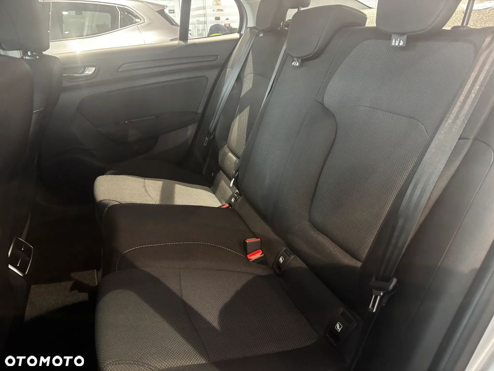 Renault Megane 1.3 TCe FAP Equilibre EDC - 24
