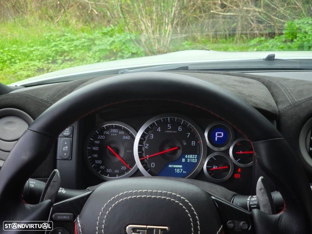 Nissan GT-R 3.8 V6 Black Edition - 34