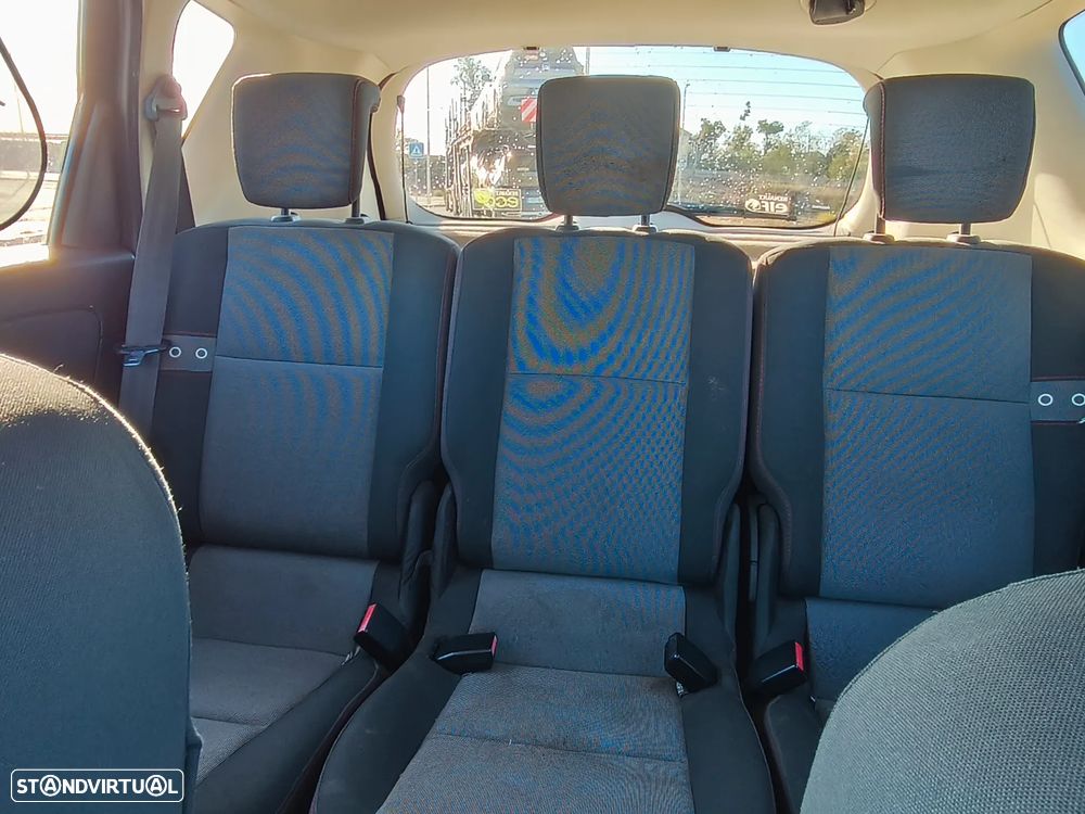 Renault Scénic 1.5 dCi Dynamique S - 9