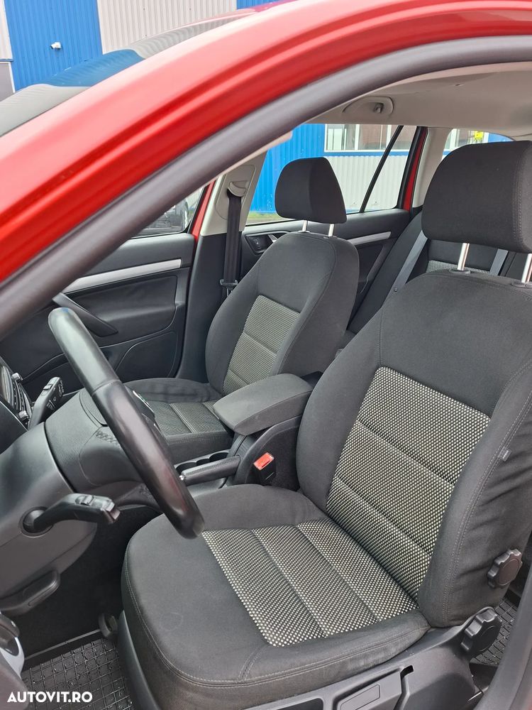 Skoda Octavia - 8