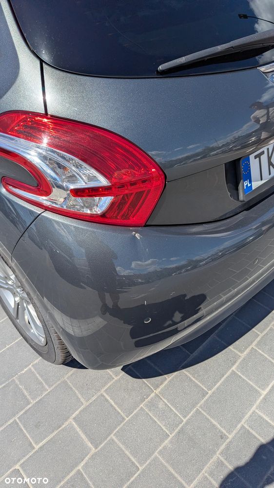 Peugeot 208 1.2 PureTech Allure - 4