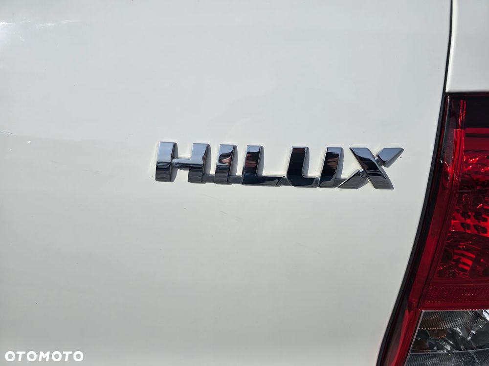 Toyota Hilux 2.4 D-4D Double Cab DL 4x4 - 17