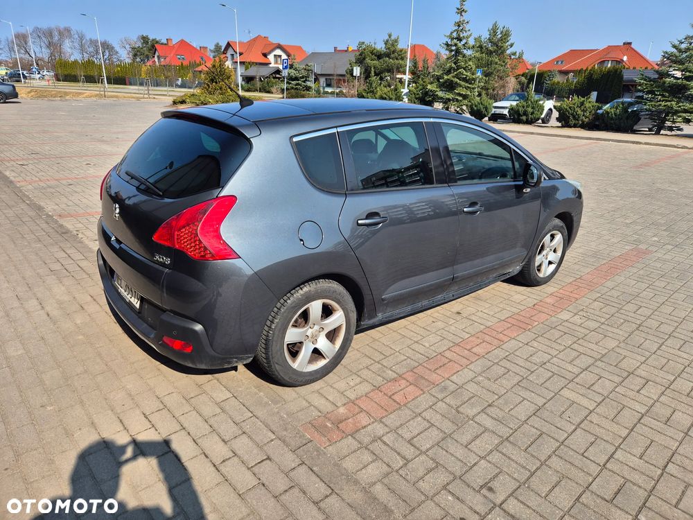 Peugeot 3008 2.0 HDi Allure - 8
