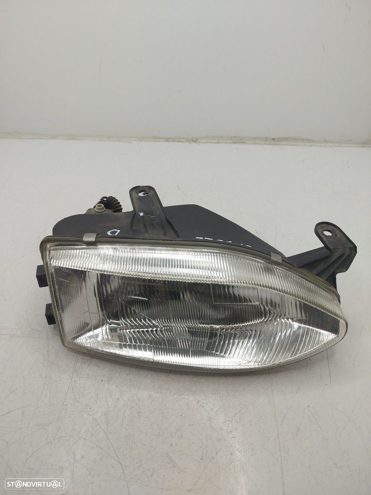 Farol/ Otica Dianteiro Dto Fiat Palio Weekend (178_) - 1
