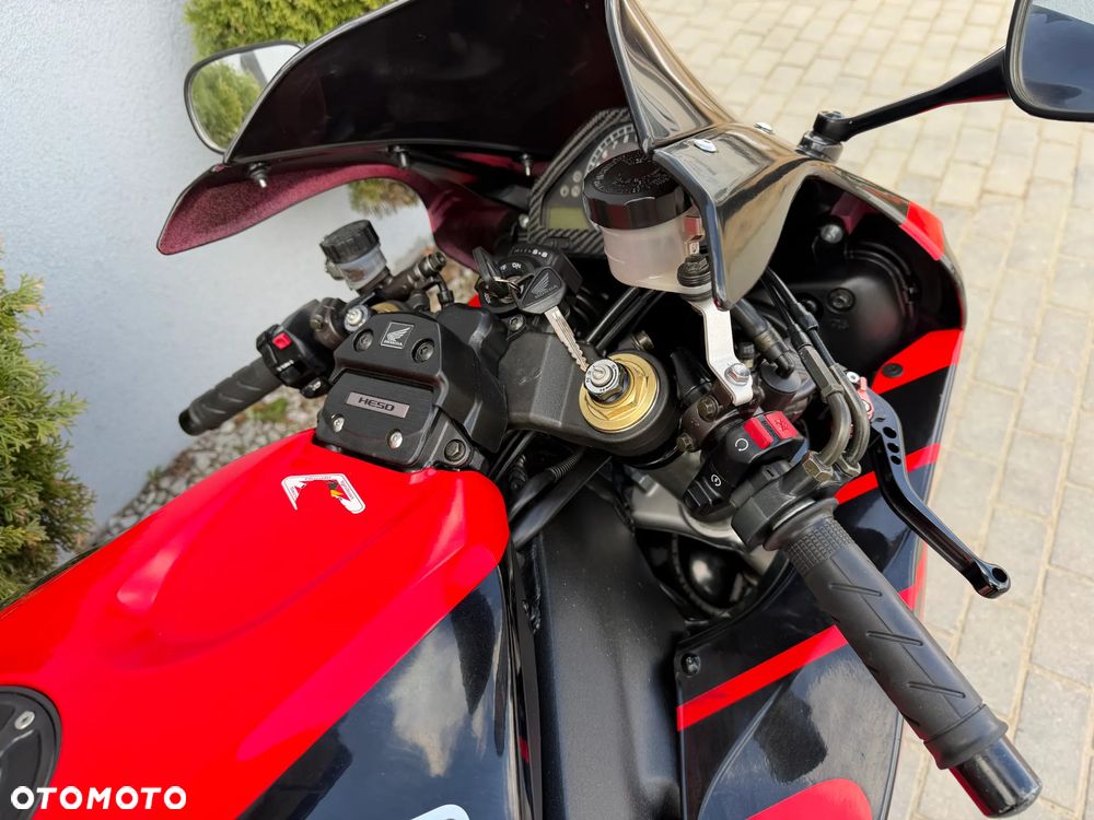 Honda CBR - 21