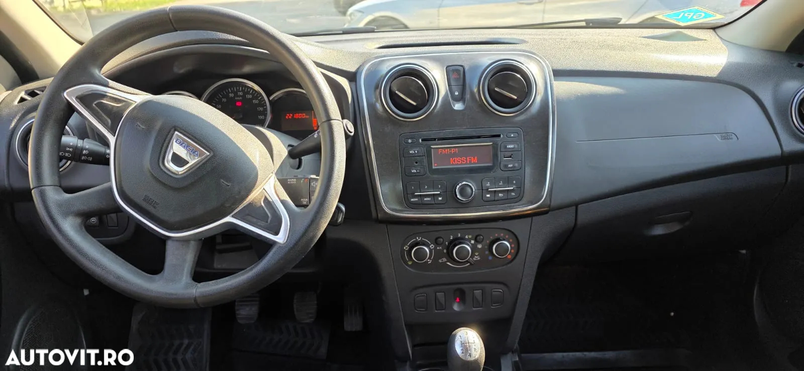 Dacia Logan 1.0 SCe Laureate - 8