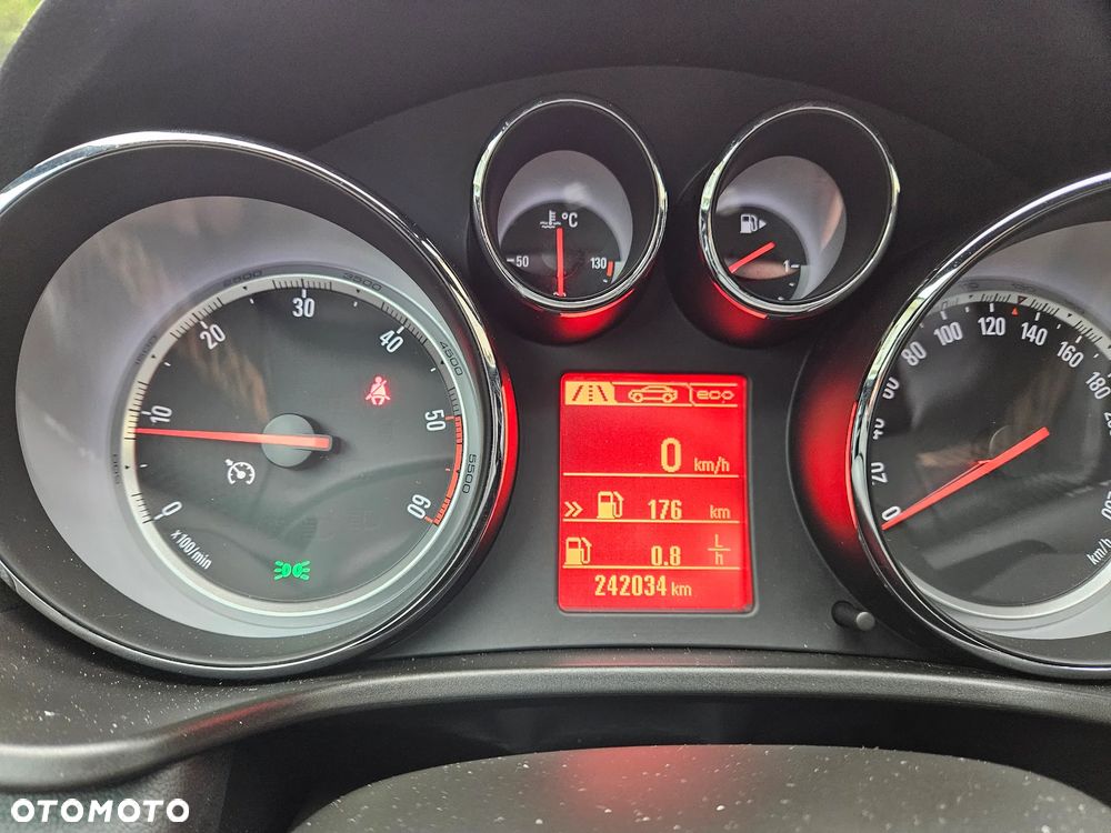 Opel Insignia 2.0 CDTI ecoFLEX Business Cosmo - 32