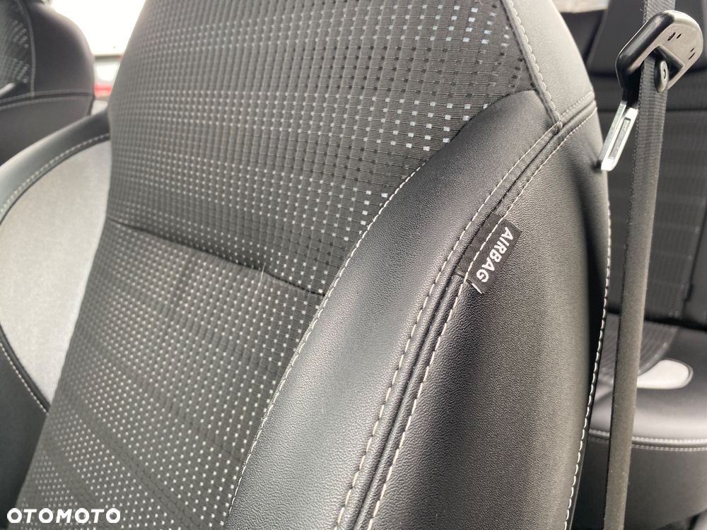 Peugeot 2008 PureTech 110 Stop&Start Allure - 24