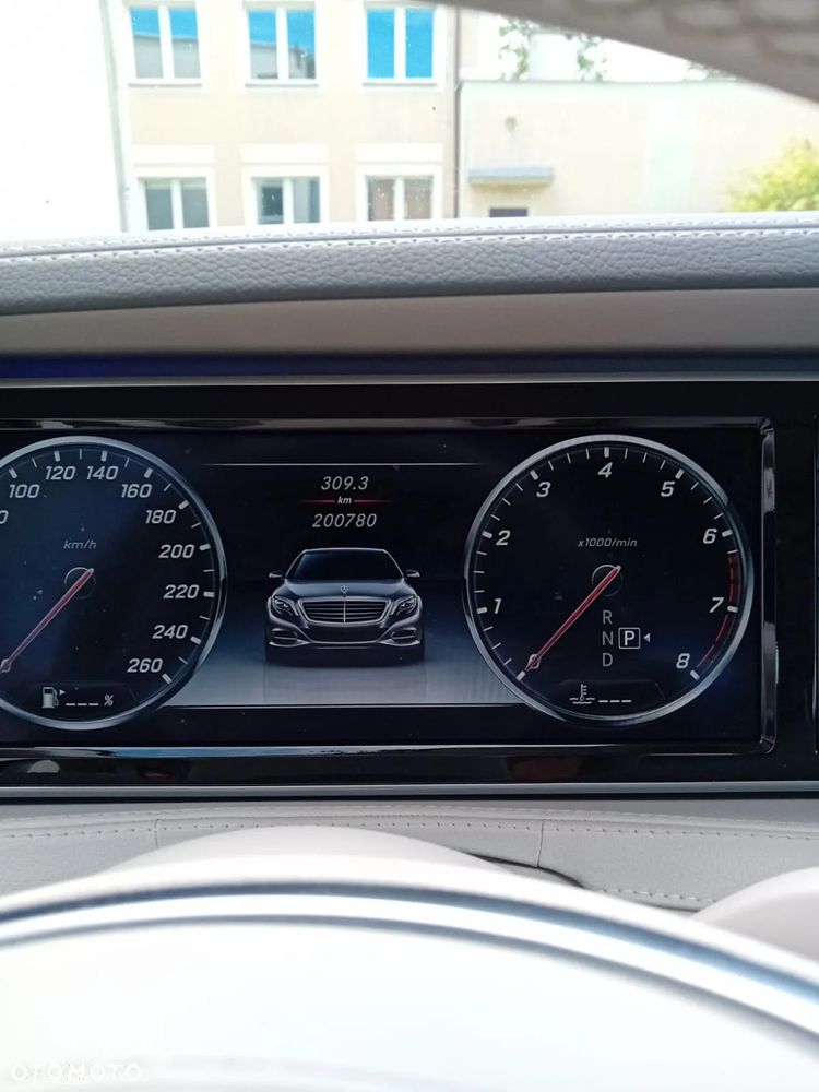Mercedes-Benz Klasa S 500 4Matic 7G-TRONIC - 19