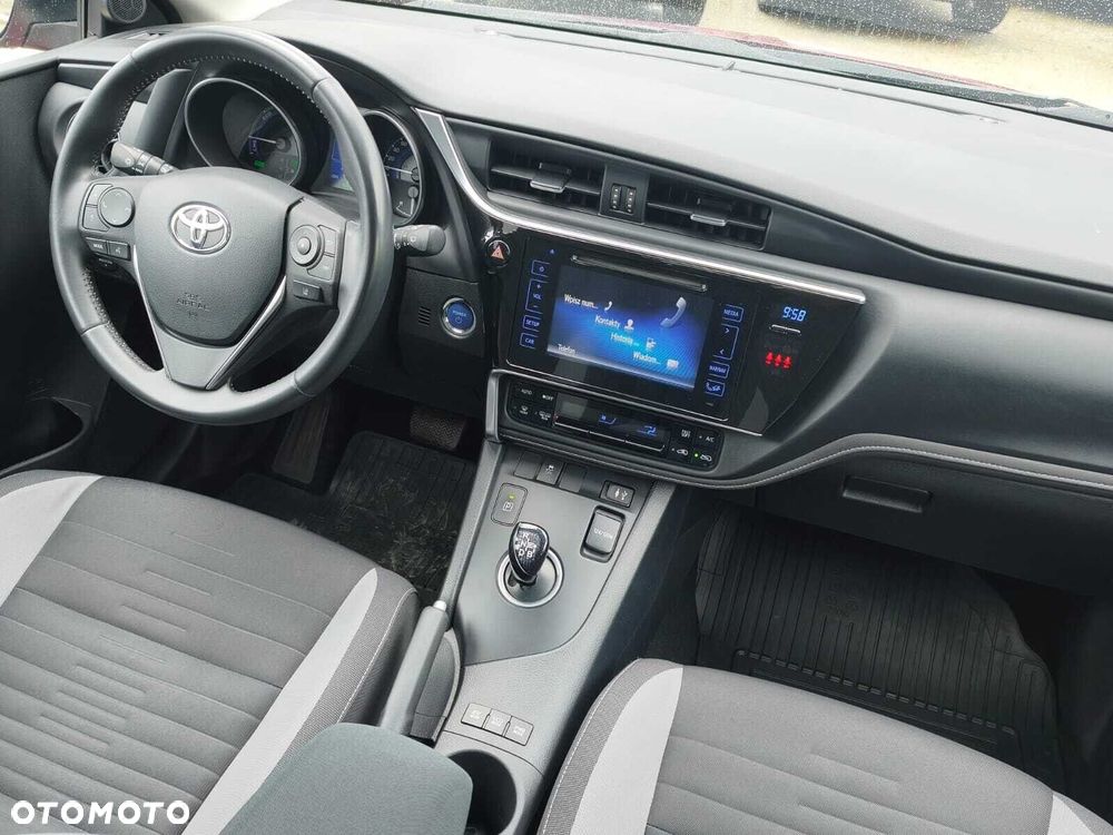Toyota Auris Hybrid 135 Comfort - 16