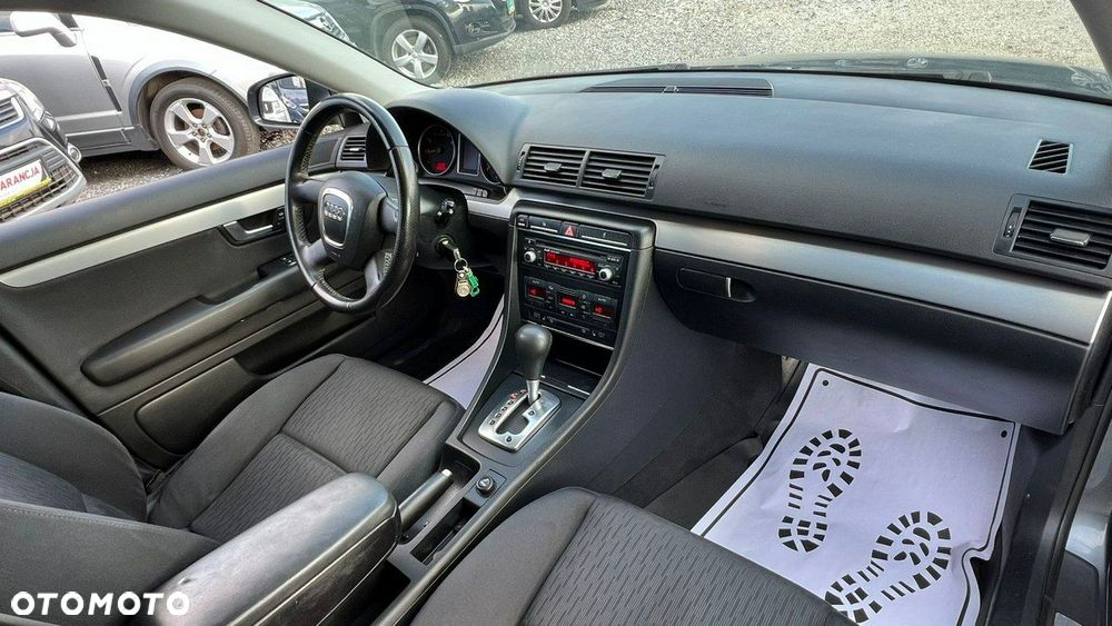Audi A4 - 24