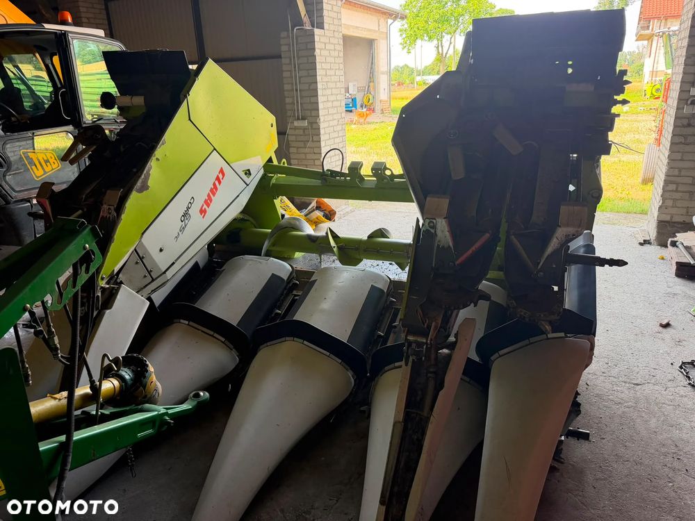 Claas Tucano 420, heder CLAAS VARIO 560, przystawka do kukurydzy CLAAS CORIO 675FC - 35