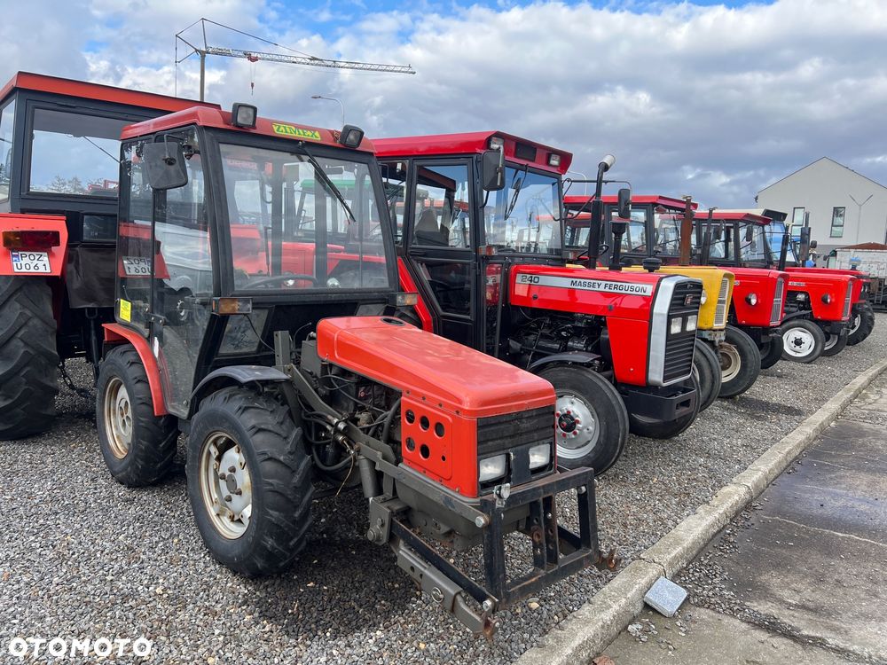 Case IH FARMAL 85 A - 27