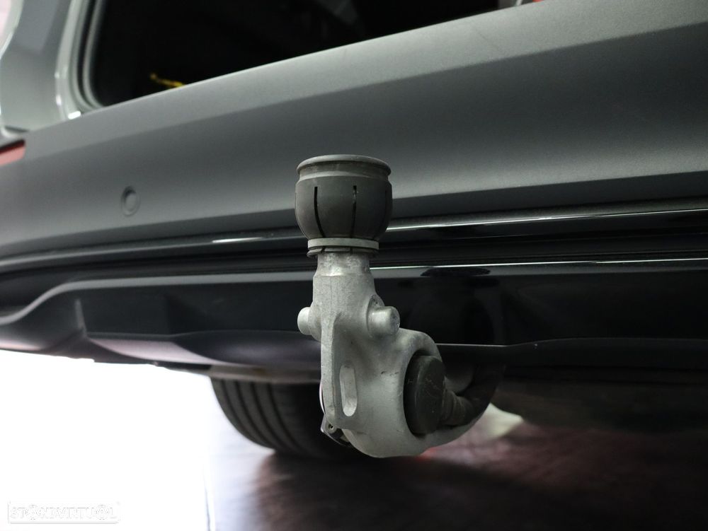 Mercedes-Benz E 300 de 4Matic All-Terrain - 28