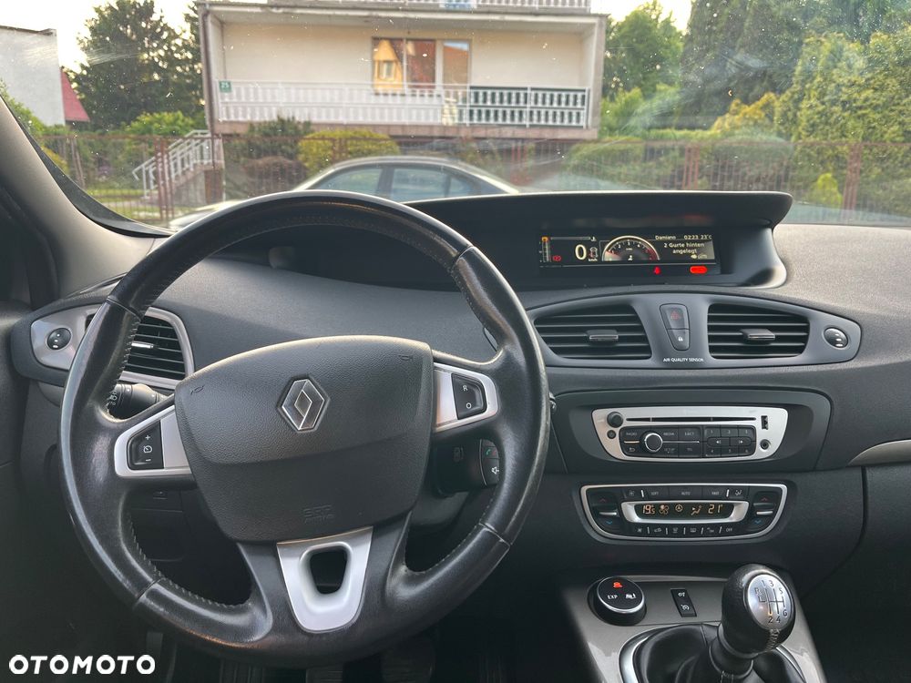 Renault Scenic dCi 110 Xmod Paris - 8